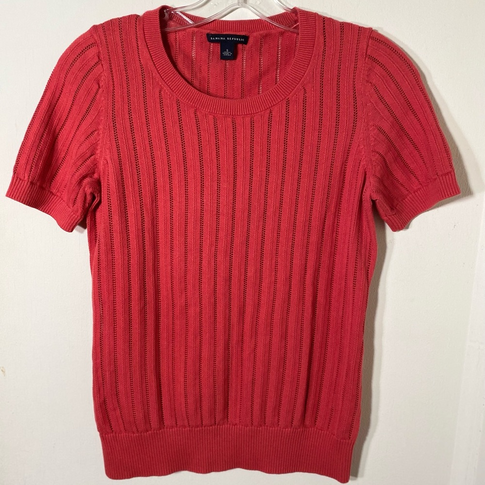 Banana Republic Red Short Sleeve Crew Neck Pullover Sweater Size S
